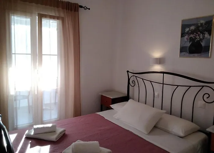 מלון Asteri אורנוס