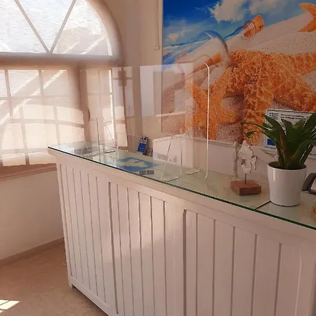 Hotell Asteri Ornos (Mykonos)